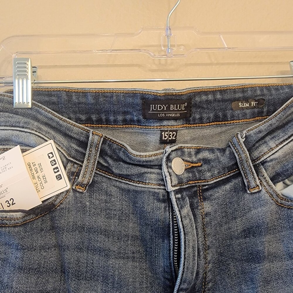 Judy Blue Mid Rise Slim Fit 15/32 - Picture 2 of 4